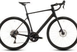Cube Attain C:62 Race (2026) blackline - 28 Zoll
